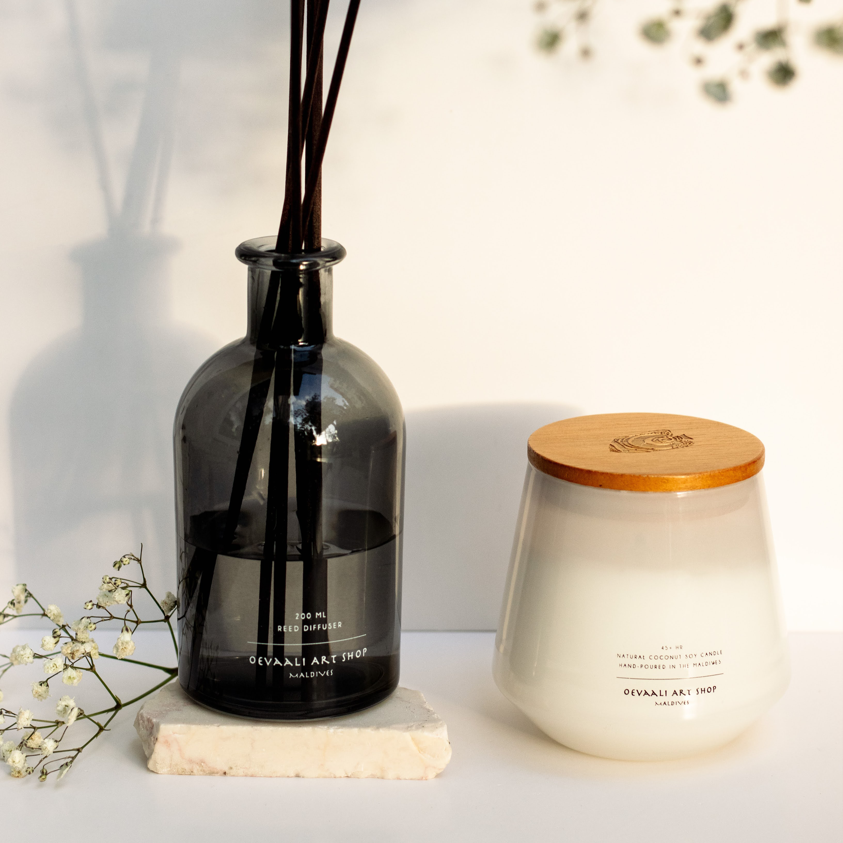 White Flora Reed Diffuser Oevaali Art Shop 